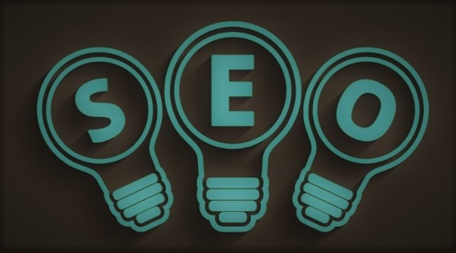Equipe de SEO alinhada com a empresa