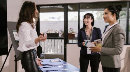 Como deixar o estande da sua empresa mais atraente em feiras e exposições?