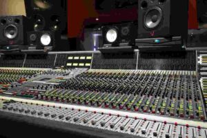 O que são zonas de áudio em um sistema de som?