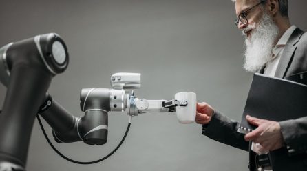Como usar um gerador de vídeo por IA para explicar orçamento doméstico